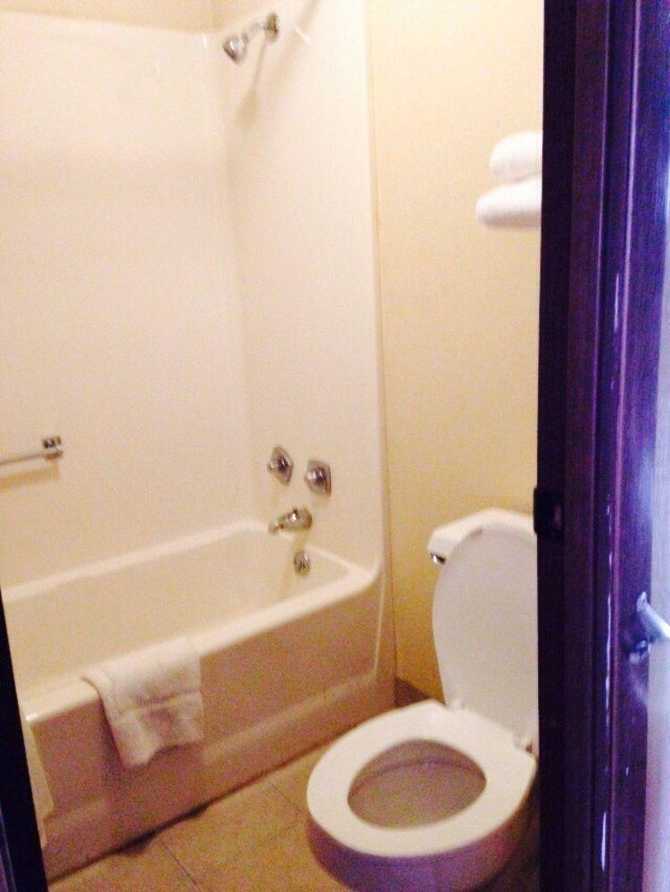 Blue Stone Inn Washington Court House Bagian luar foto