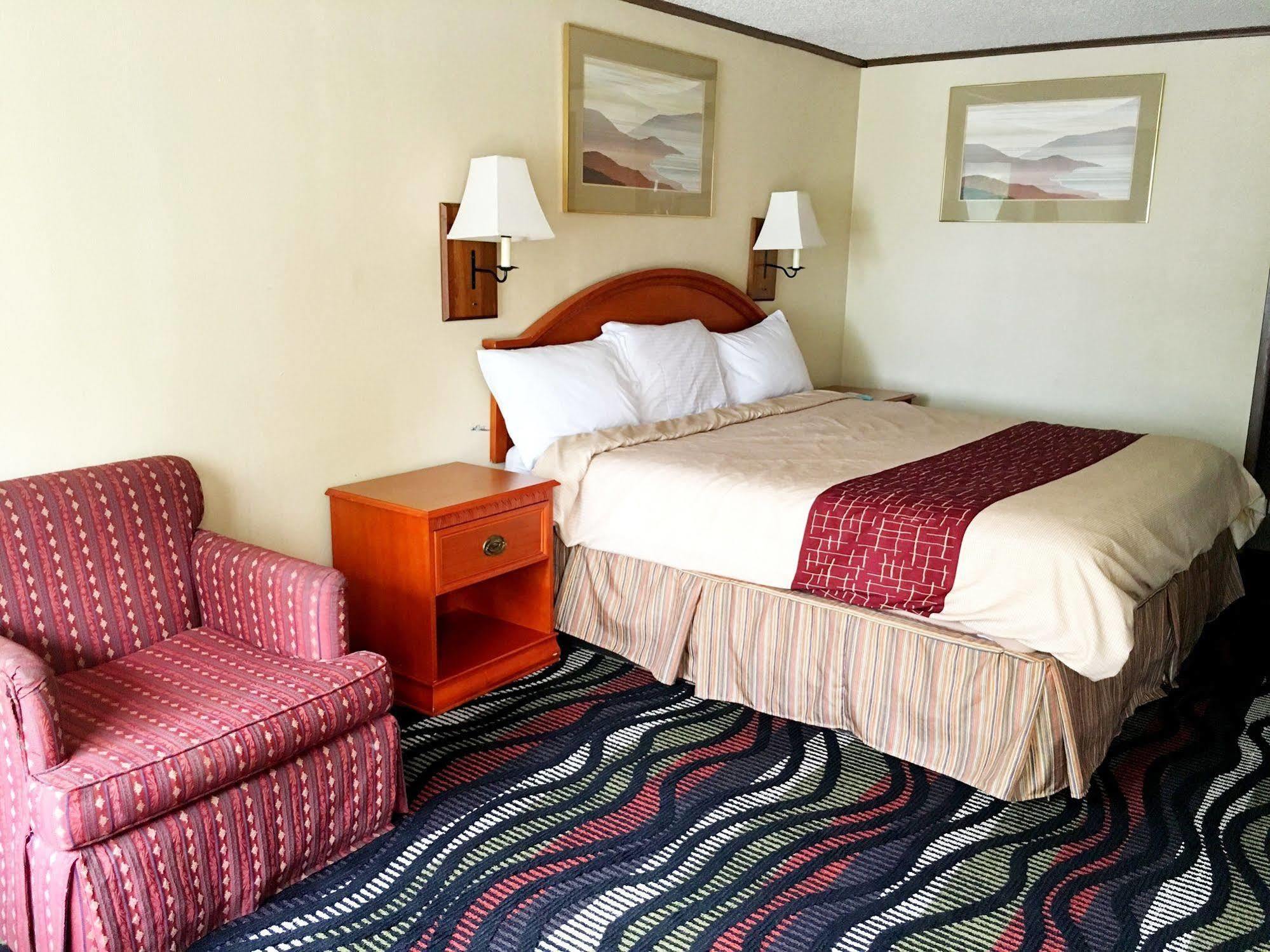 Blue Stone Inn Washington Court House Bagian luar foto